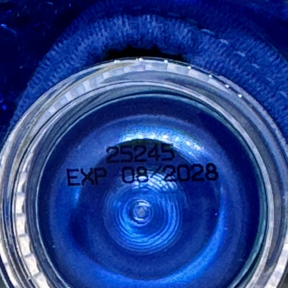 ZO Skin Health Growth Factor Serum NEW + free bonus bundle - Picture 13 of 15